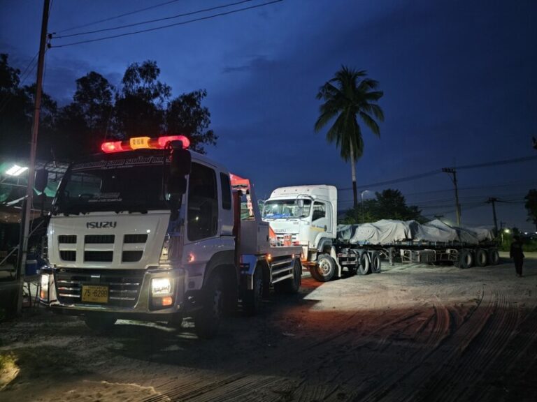 รถยกใหญ่พรประภานิมิตร