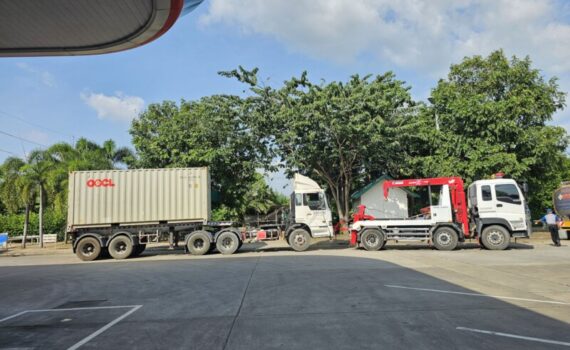 รถยกใหญ่ถนนชัยพฤกษ์2