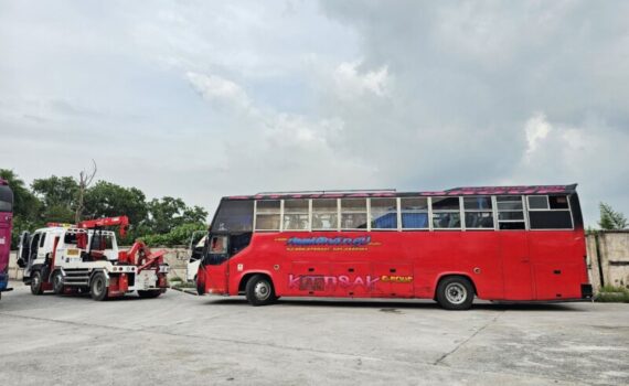 รถยกใหญ่บางพระ